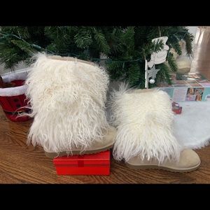 Ugg Australia Lida suede boots - natural
